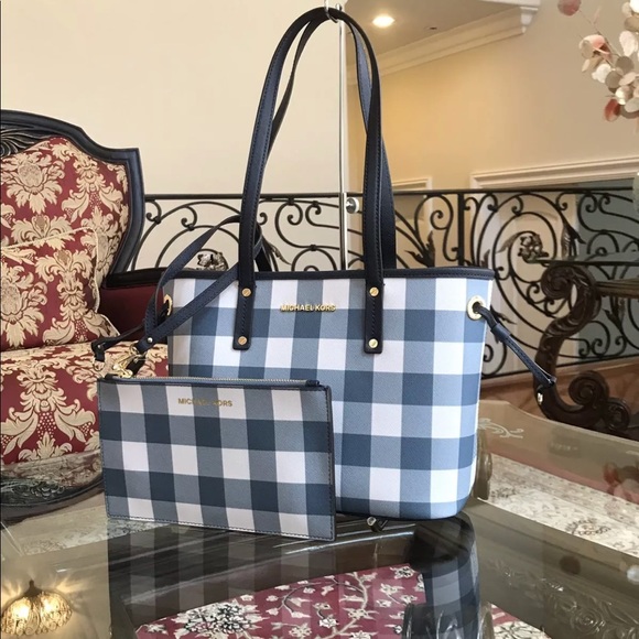 Michael kors plaid small drawstring tote bag - Picture 2 of 8